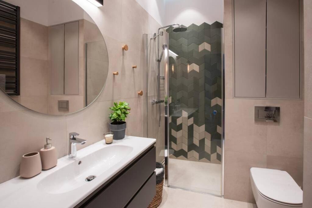 Elegant Apartment Luminis In Krakow'S Old City Exterior photo